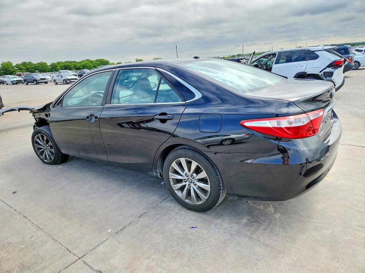 Toyota Camry Xle