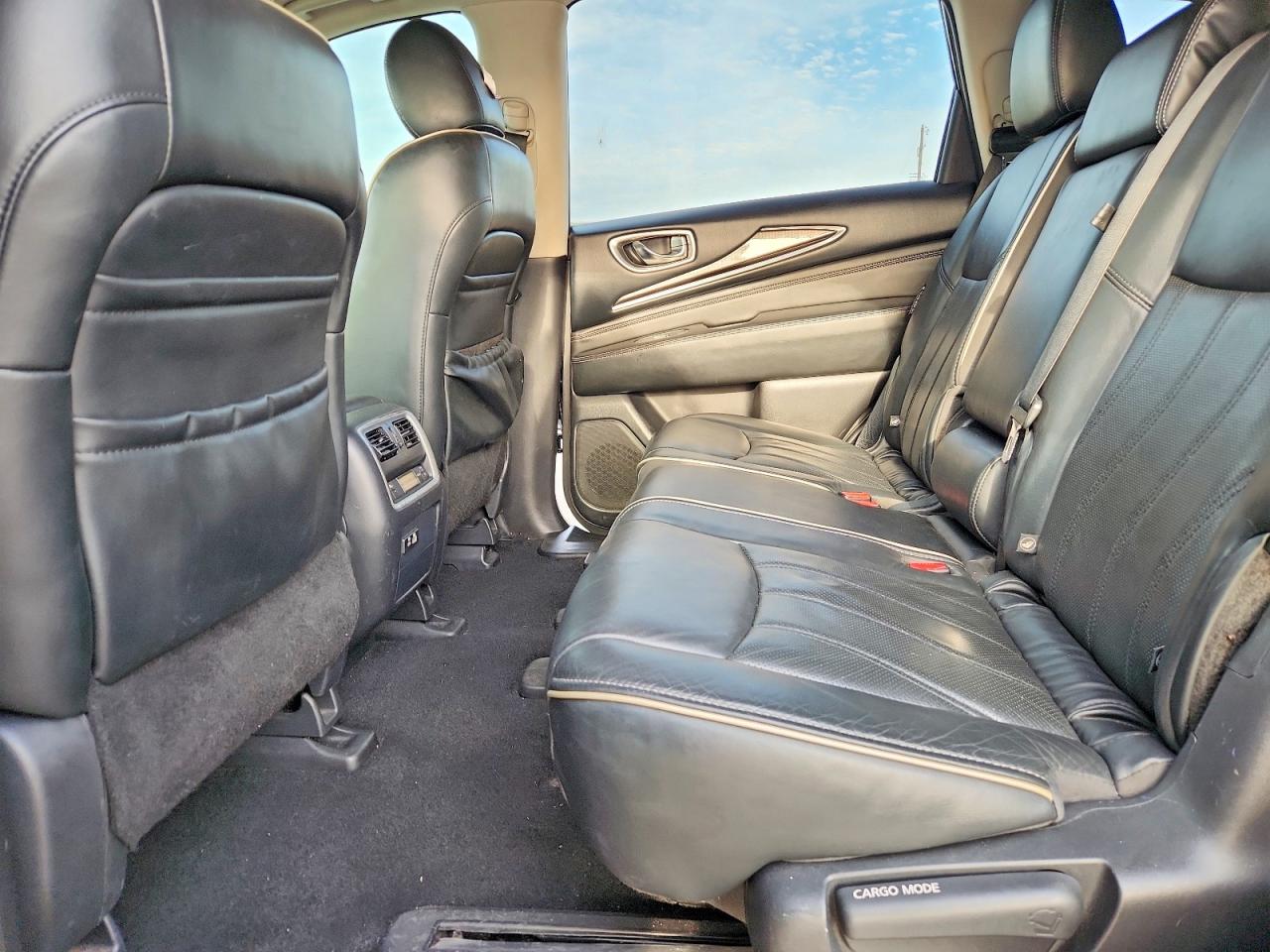 INFINITI Qx Luxe