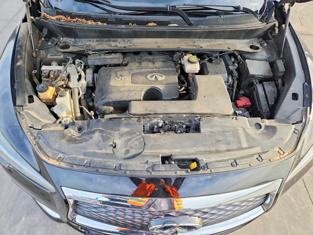 INFINITI Qx Luxe