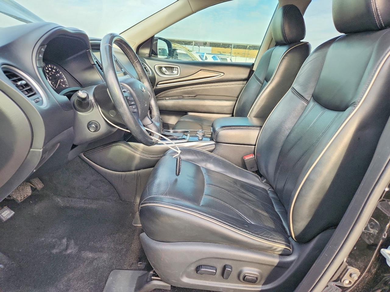 INFINITI Qx Luxe