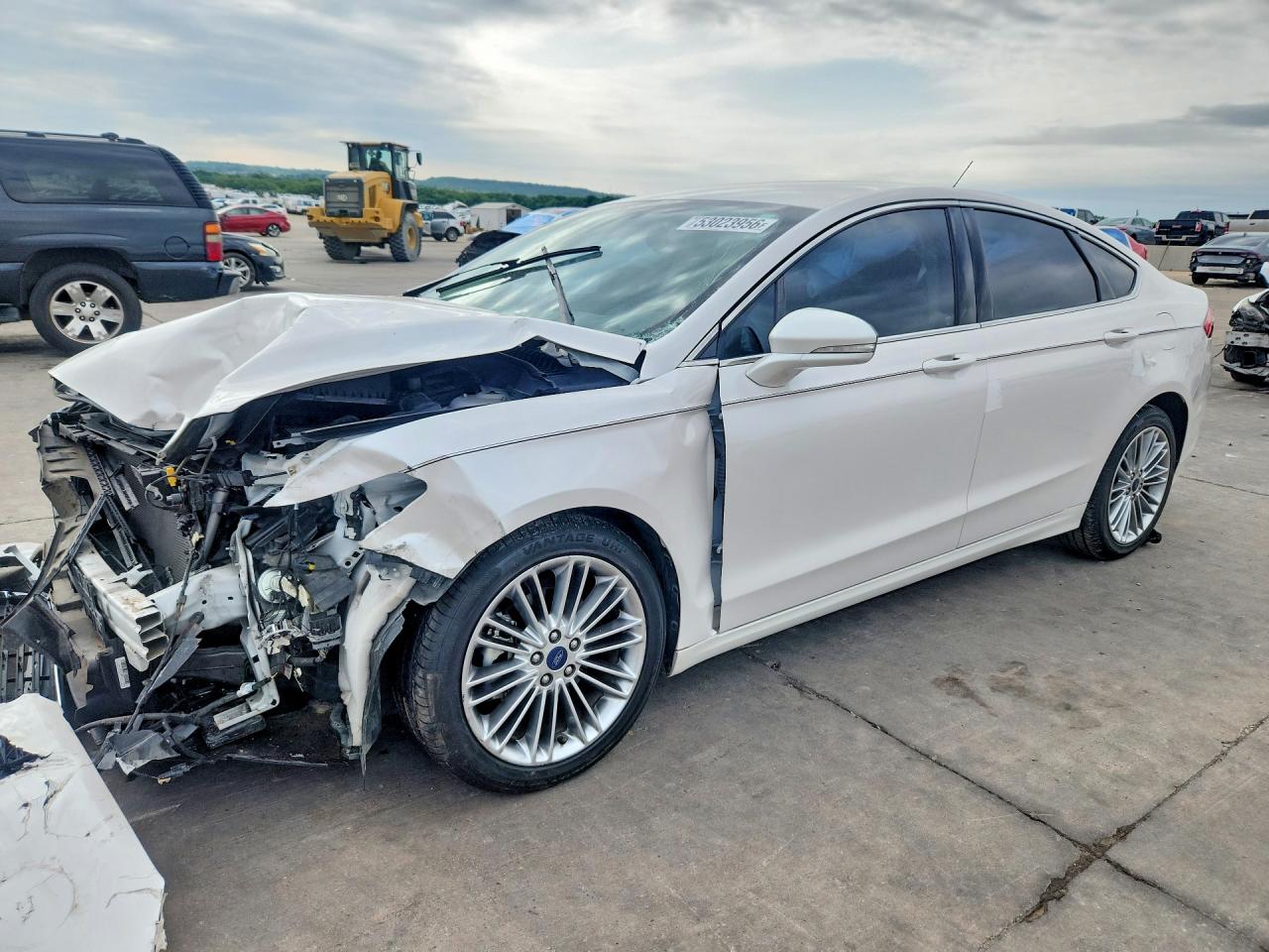 Salvage Ford Fusion Image