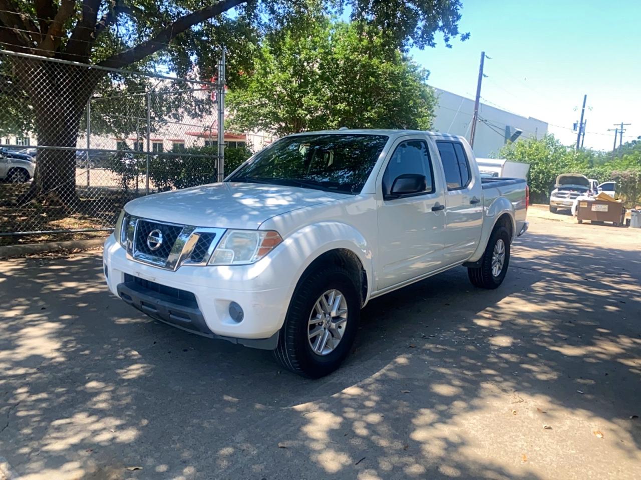 Nissan Frontier Sv