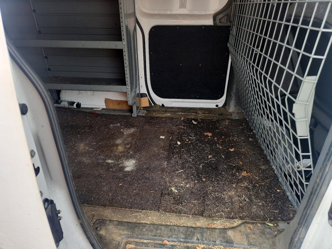 Nissan Nv