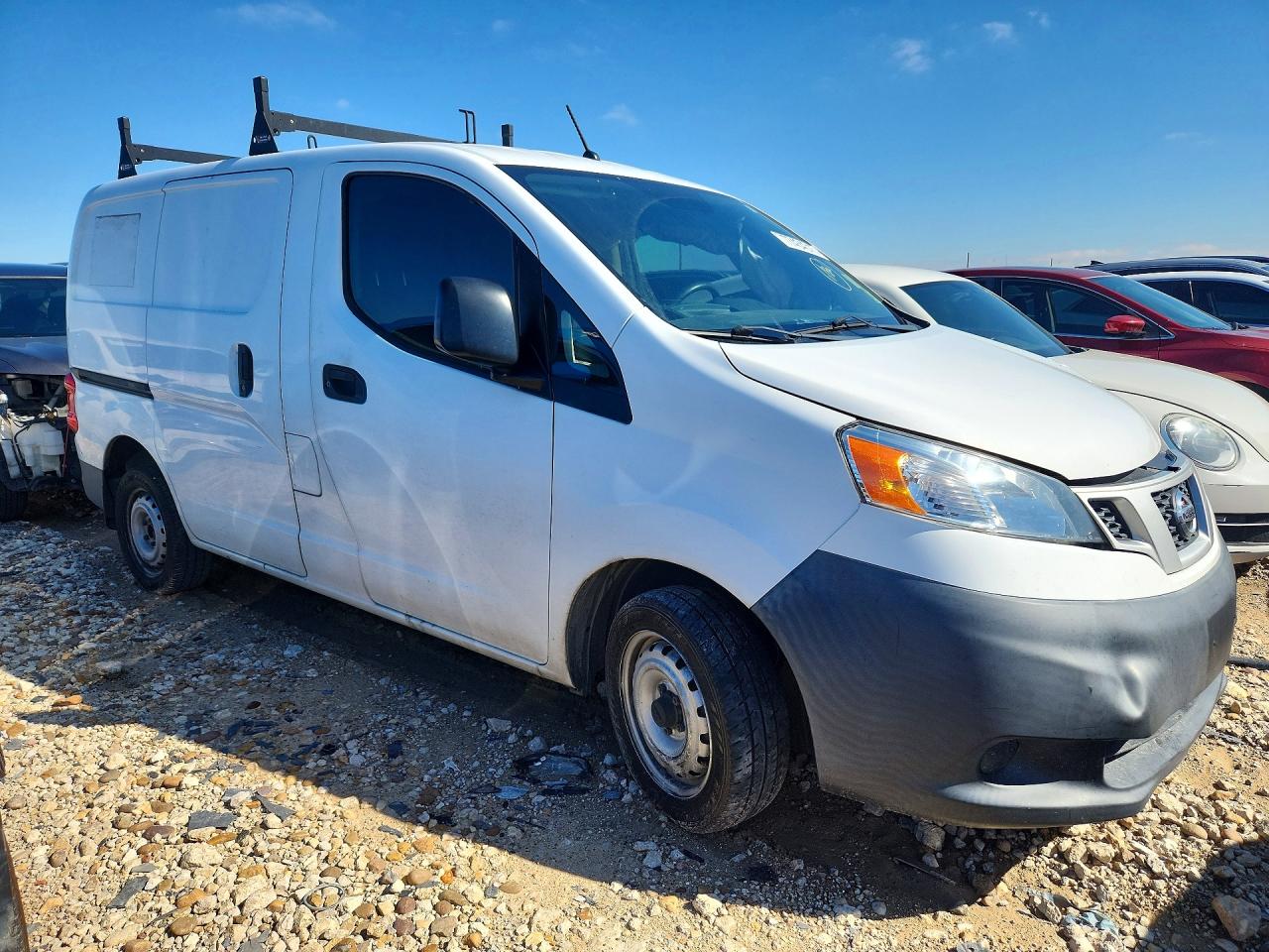 Nissan Nv