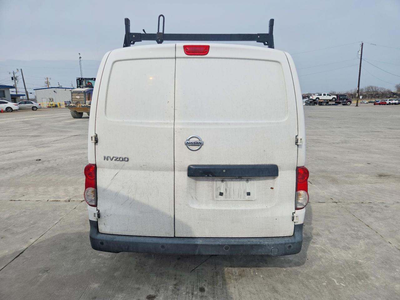 Nissan Nv