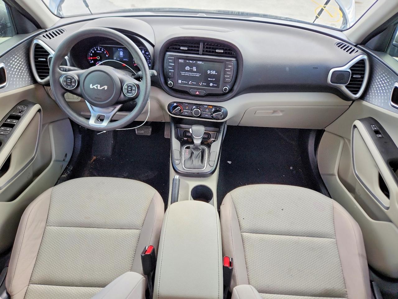 Kia Soul Lx