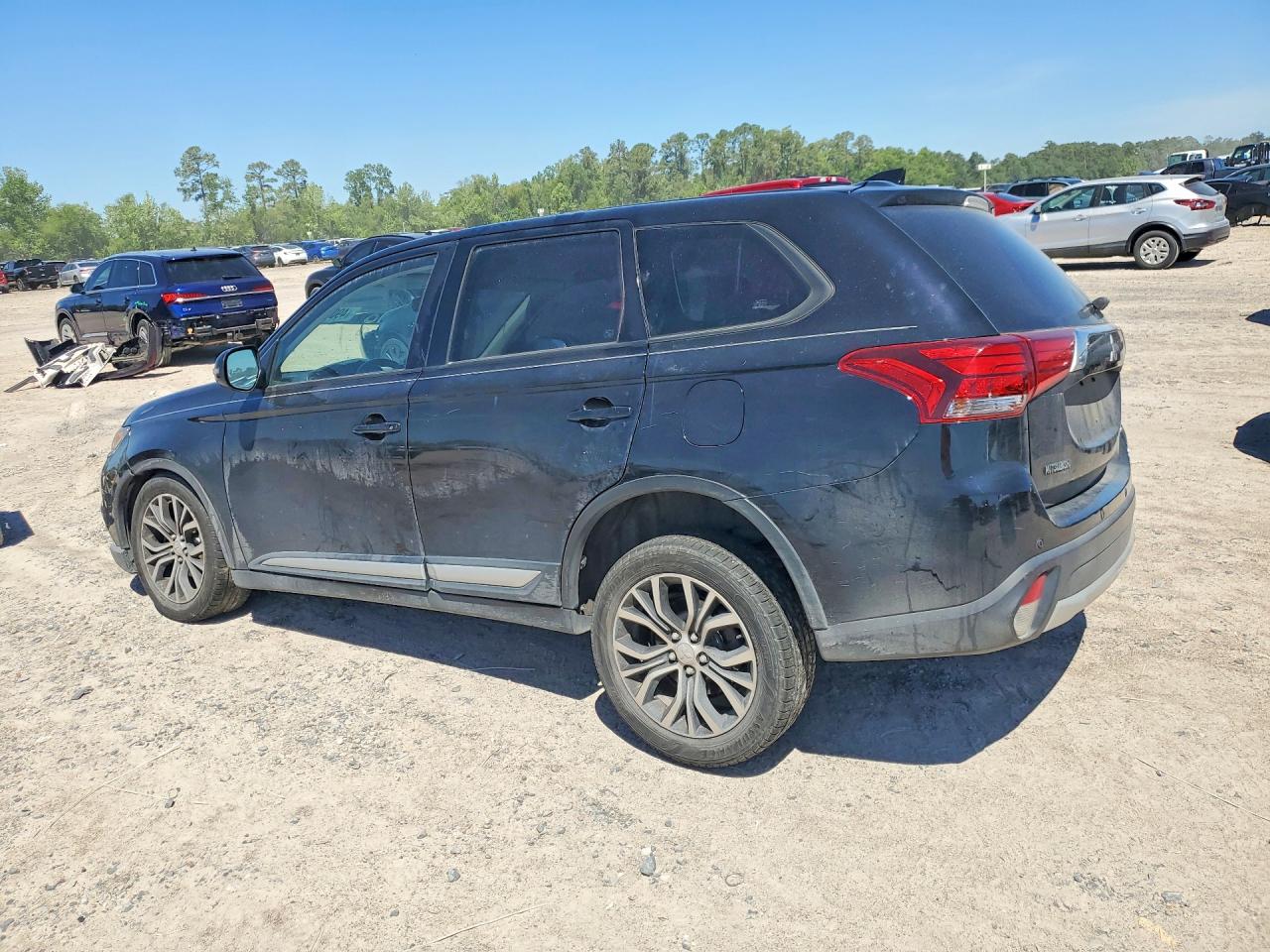 Mitsubishi Outlander Se
