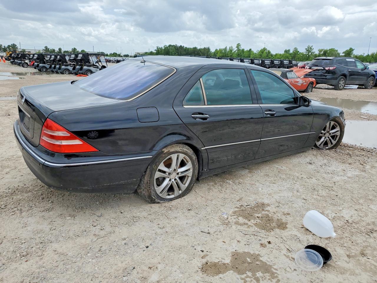 Mercedes-Benz S-Class 500