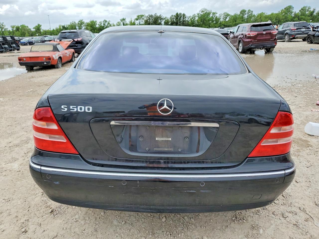 Mercedes-Benz S-Class 500