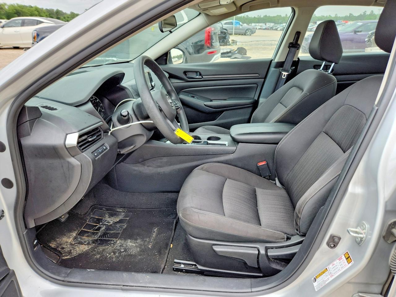 Nissan Altima S