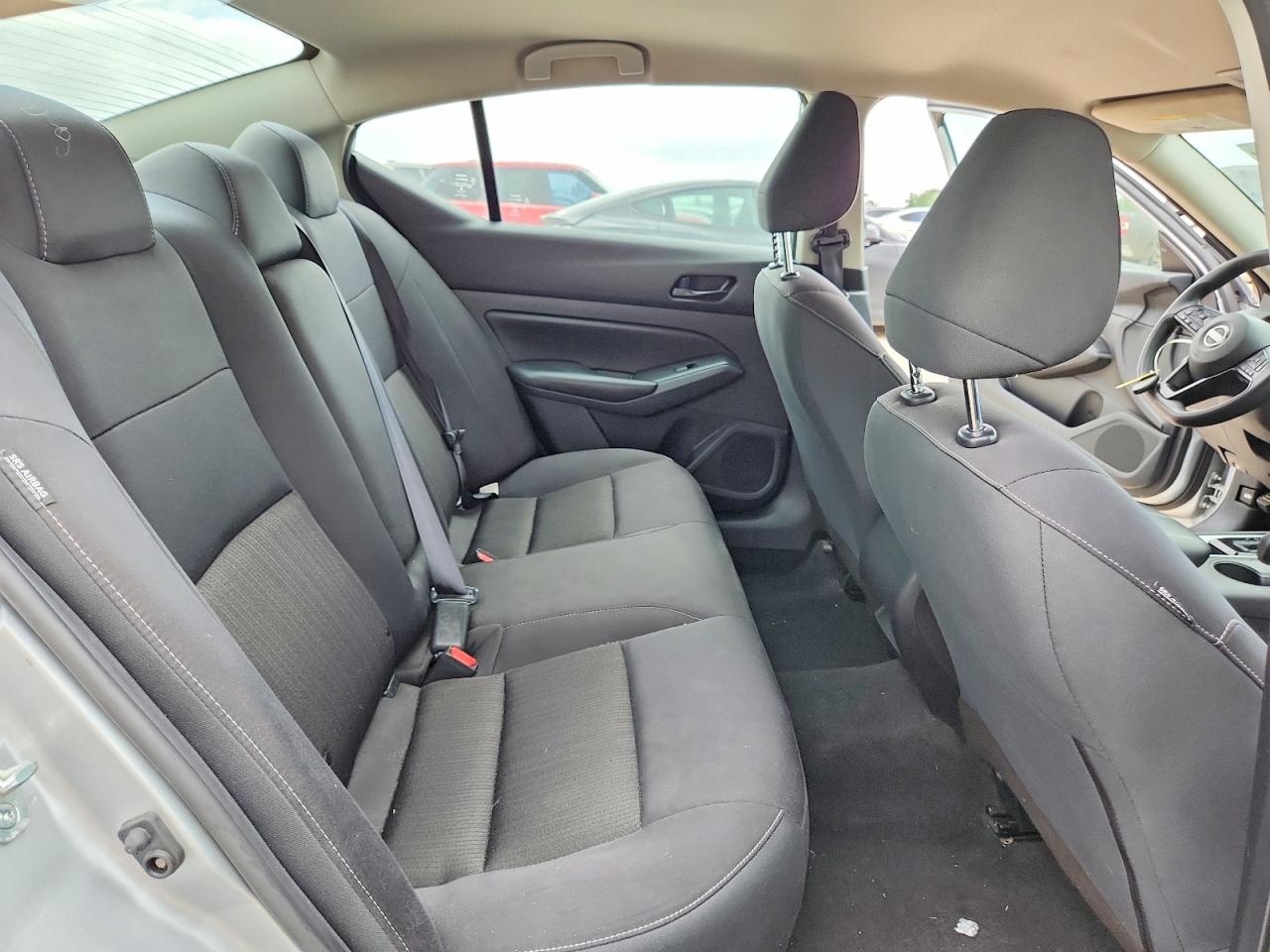 Nissan Altima S