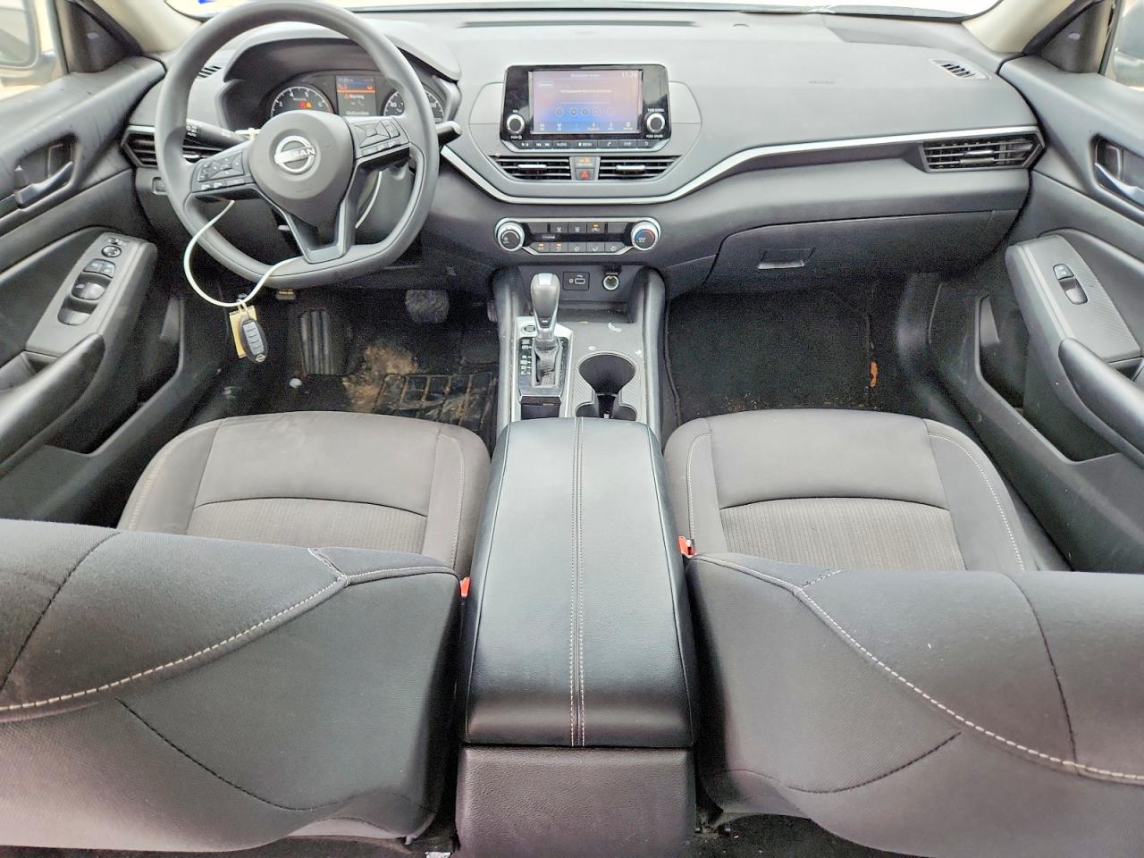 Nissan Altima S
