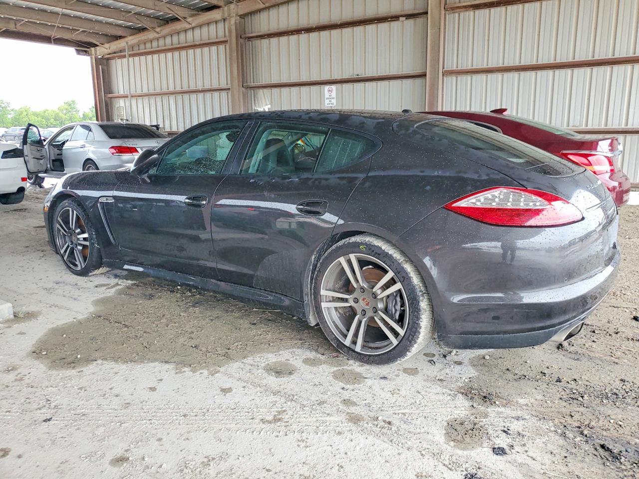 Porsche Panamera 2