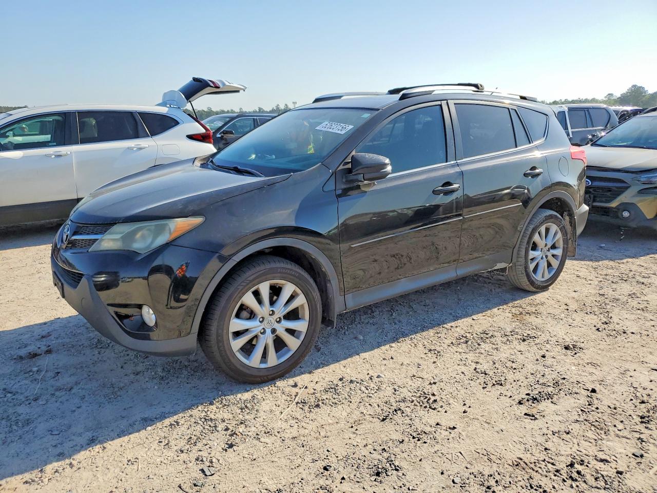 Salvage Toyota RAV4 Image