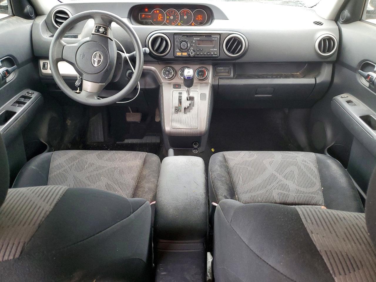 Scion xB Base