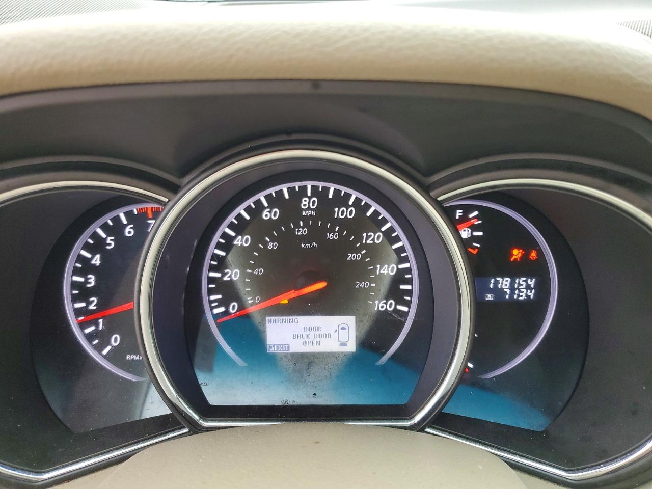 Nissan Murano S