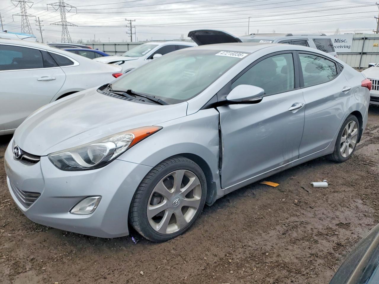 Salvage Hyundai ELANTRA Image