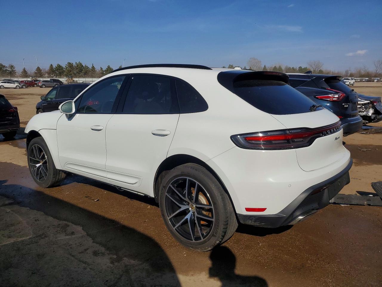 Porsche Macan Base