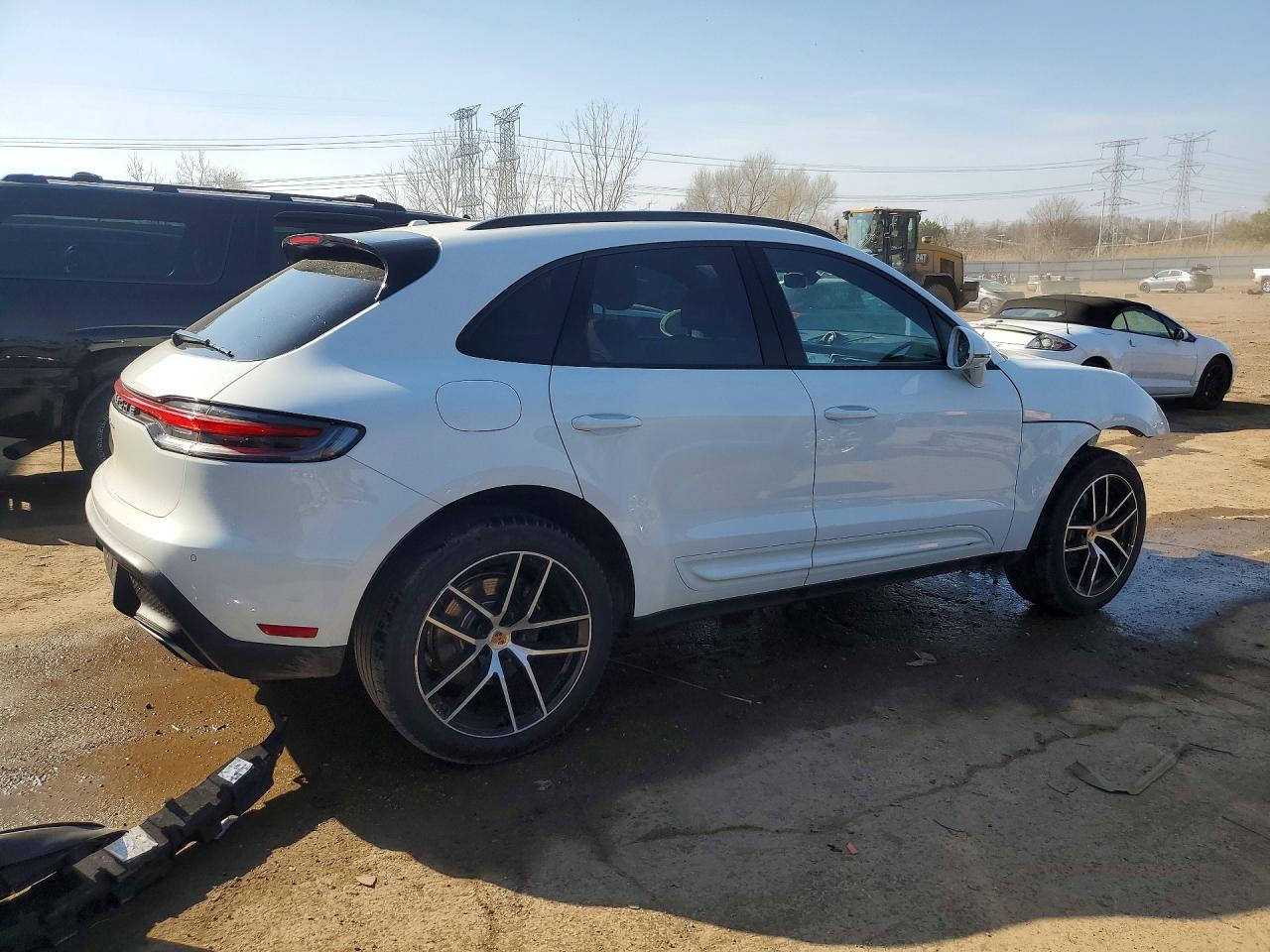 Porsche Macan Base