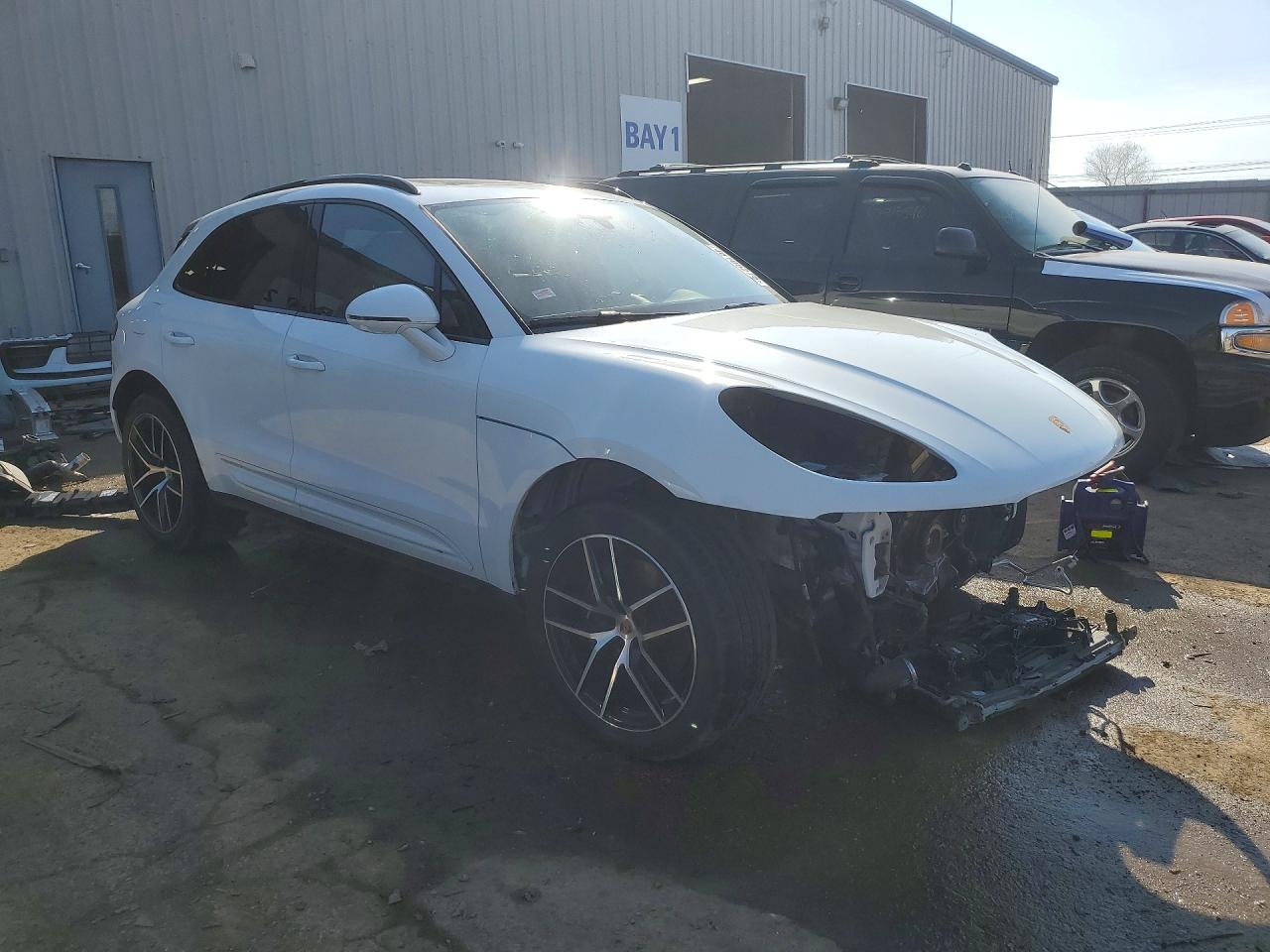 Porsche Macan Base