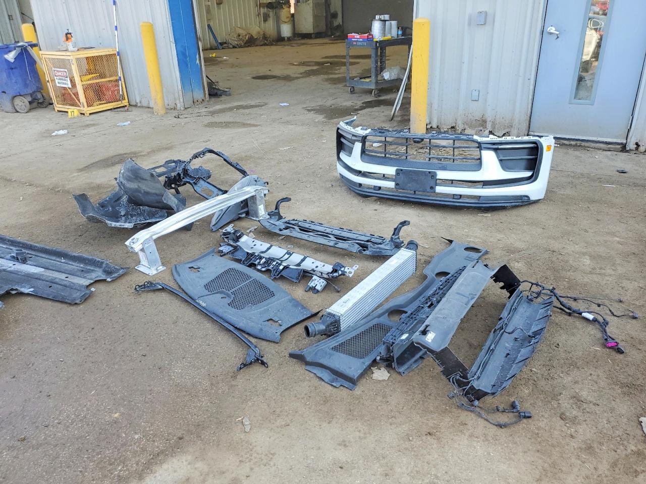 Porsche Macan Base