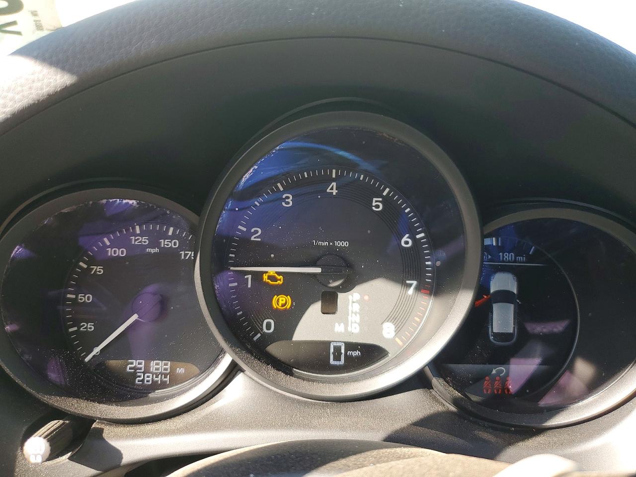 Porsche Macan Base