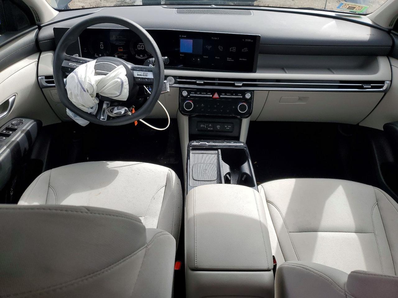 Hyundai TUCSON Blue
