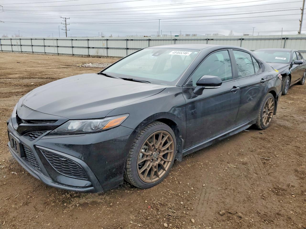 Salvage Toyota Camry Image