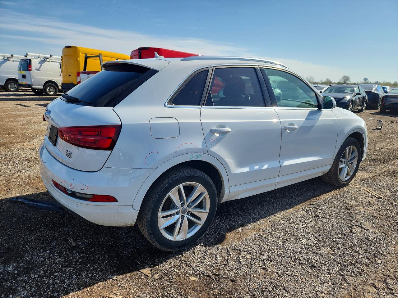 Audi Q3 Premium Plus