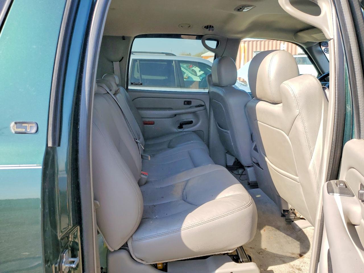 Chevrolet Suburban K2500