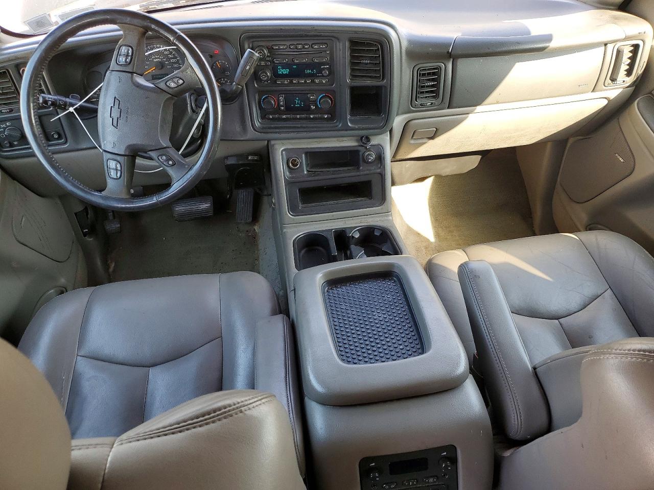 Chevrolet Suburban K2500