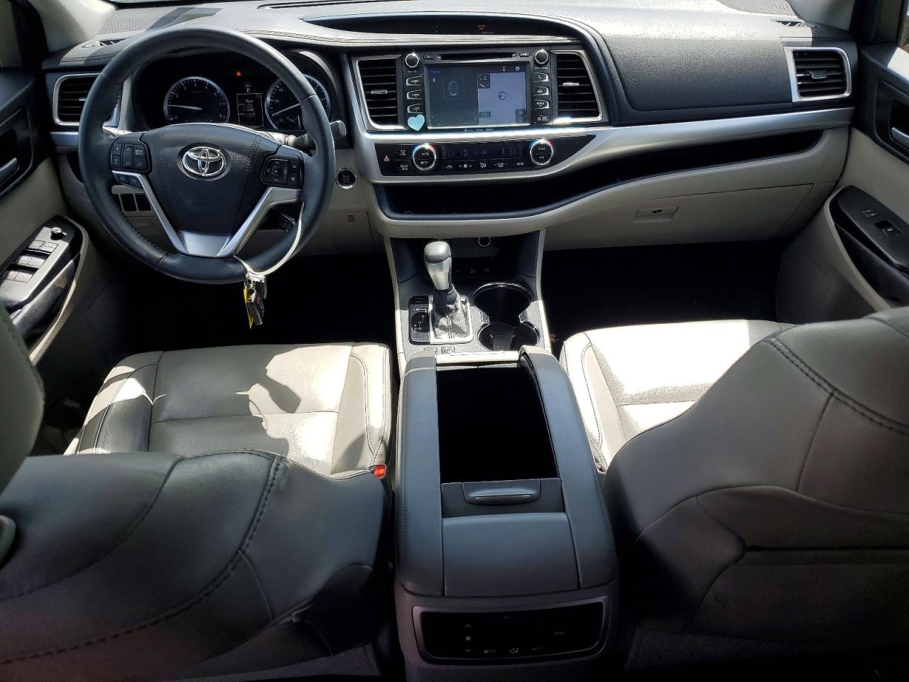 Toyota Highlander Xle