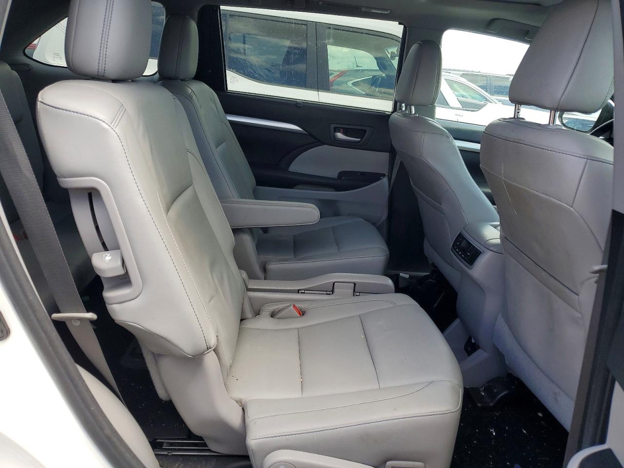 Toyota Highlander Xle