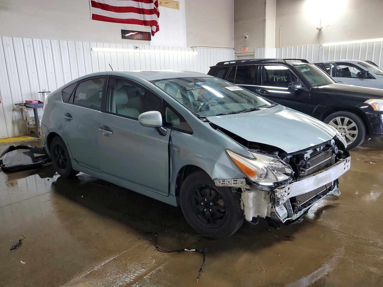 Toyota Prius Three