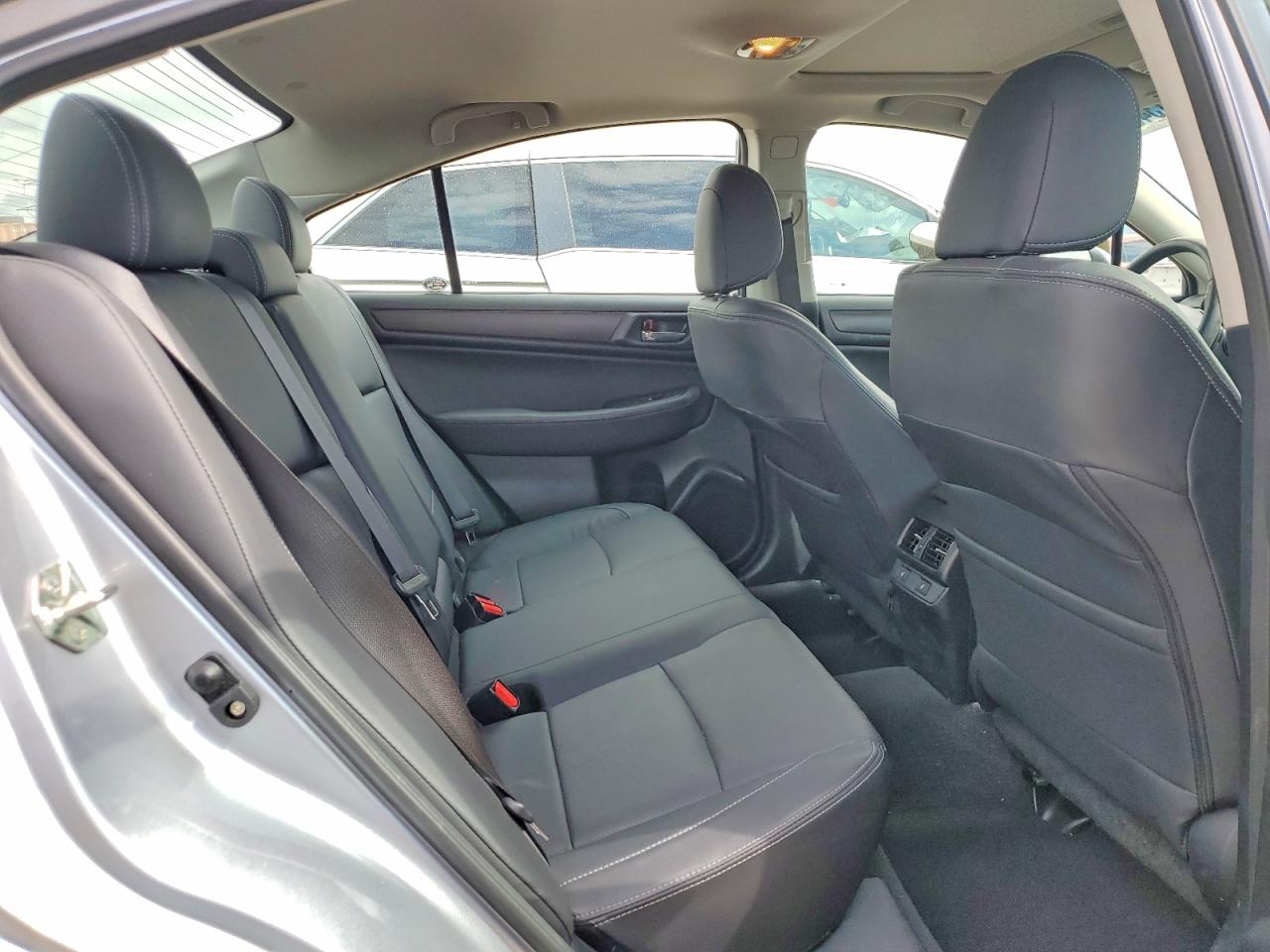 Subaru Legacy 2.5i Limited