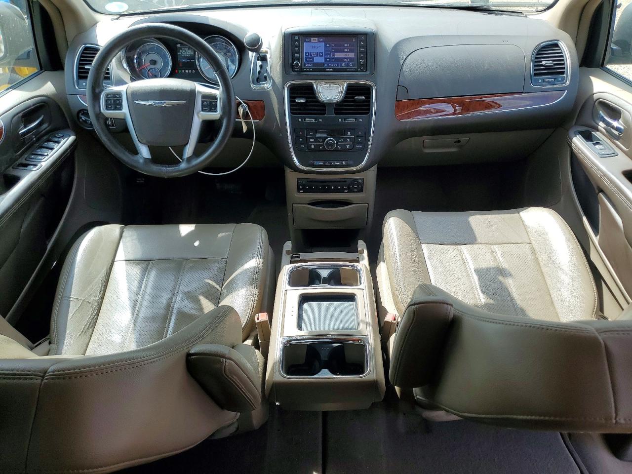 Chrysler Minivan Touring L