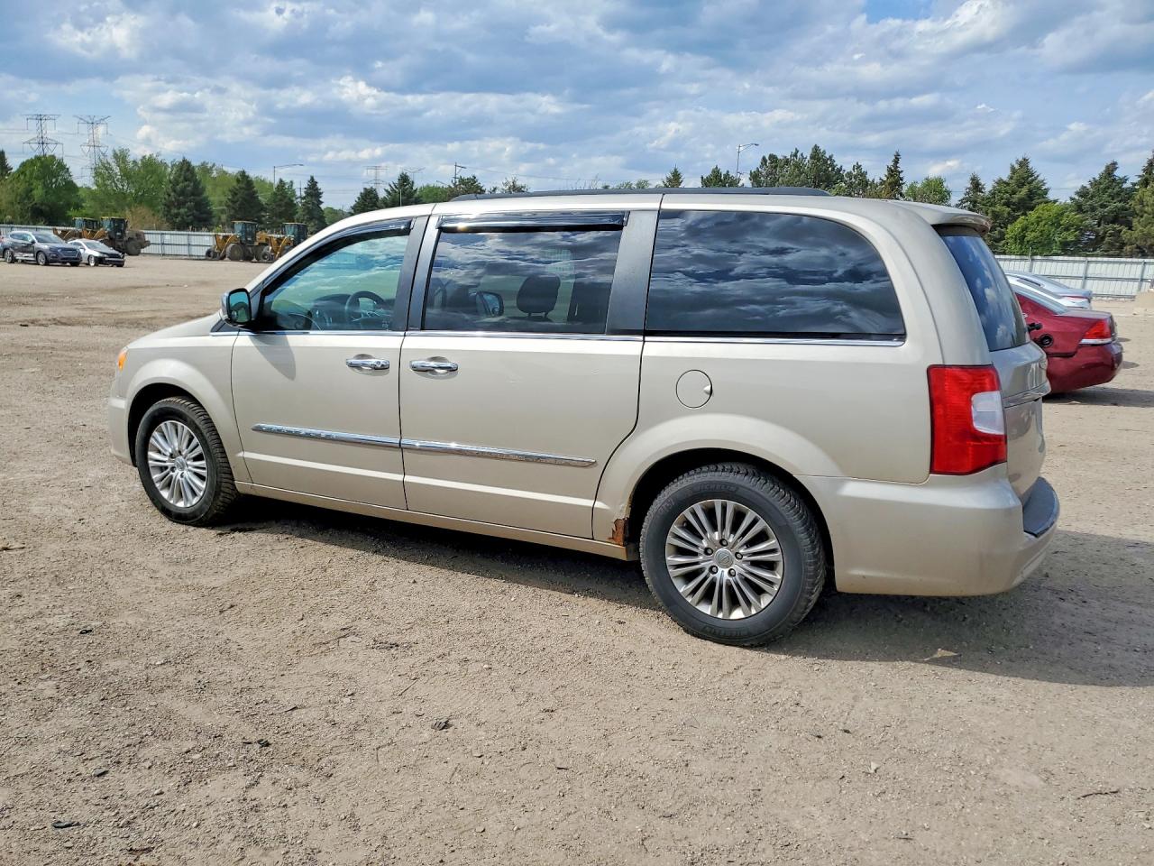 Chrysler Minivan Touring L