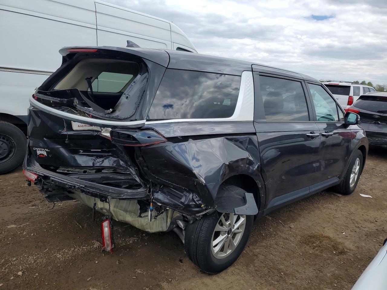 Kia Carnival Lx