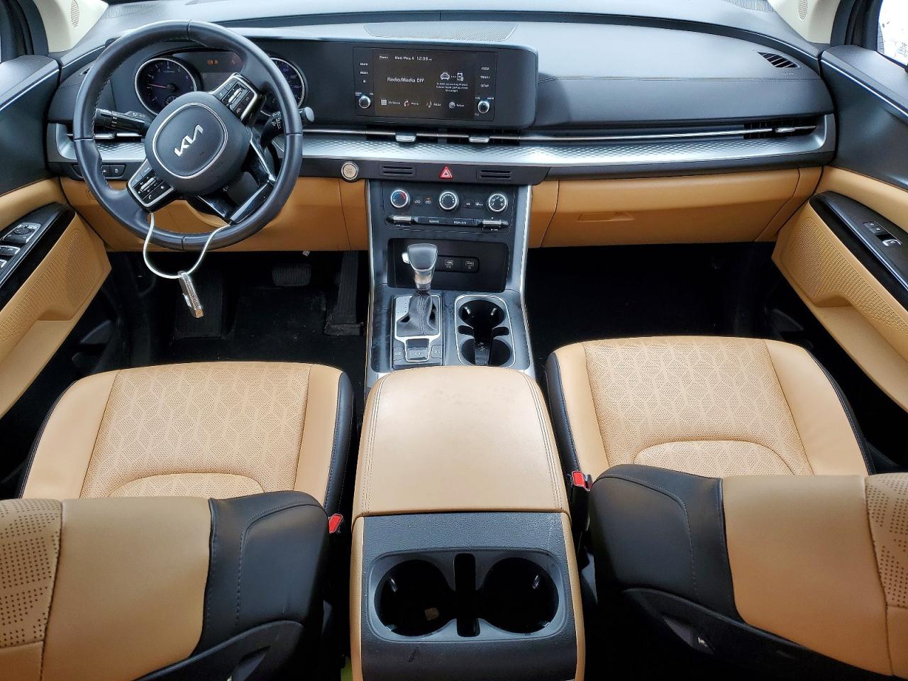 Kia Carnival Lx