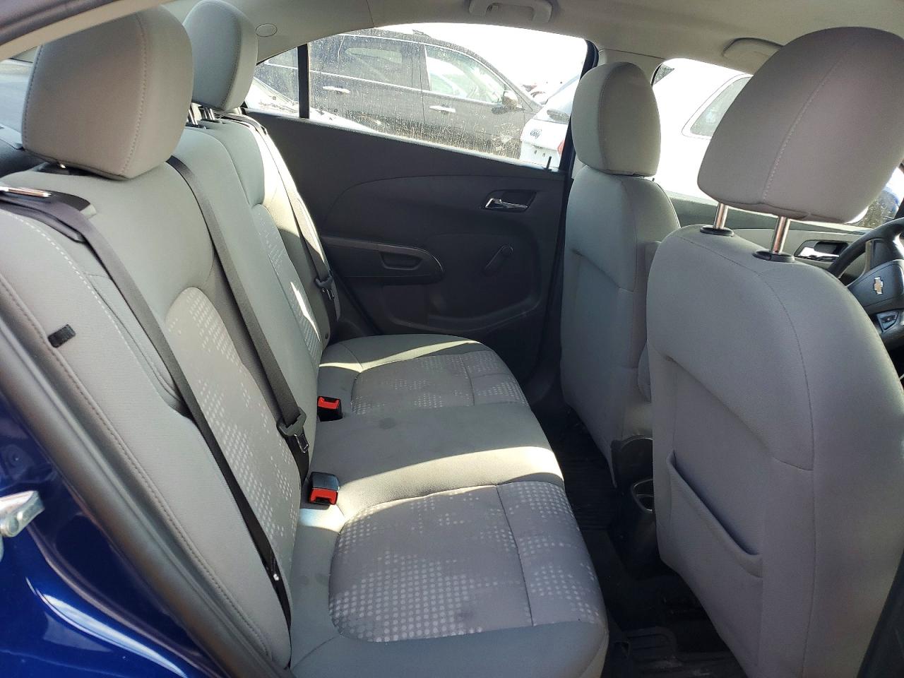 Chevrolet Sonic Ls
