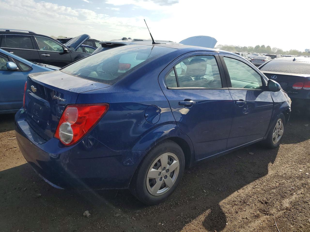 Chevrolet Sonic Ls