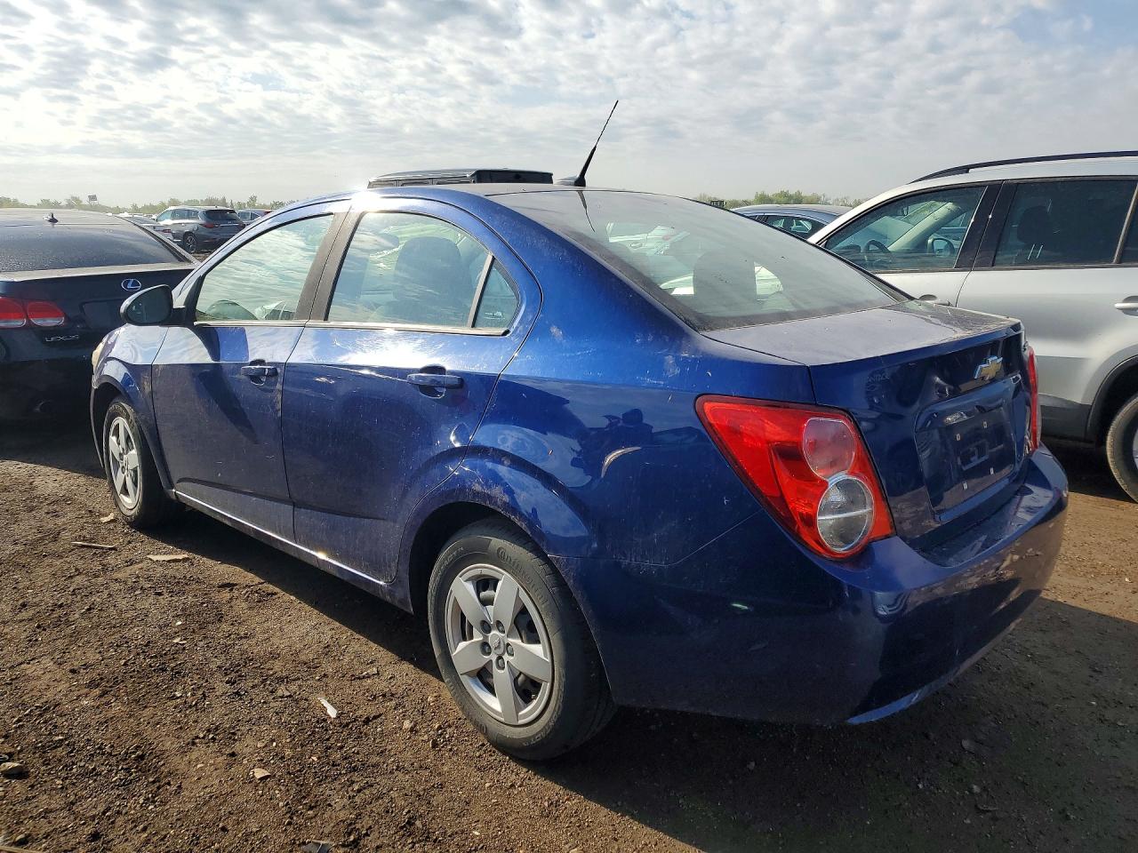 Chevrolet Sonic Ls