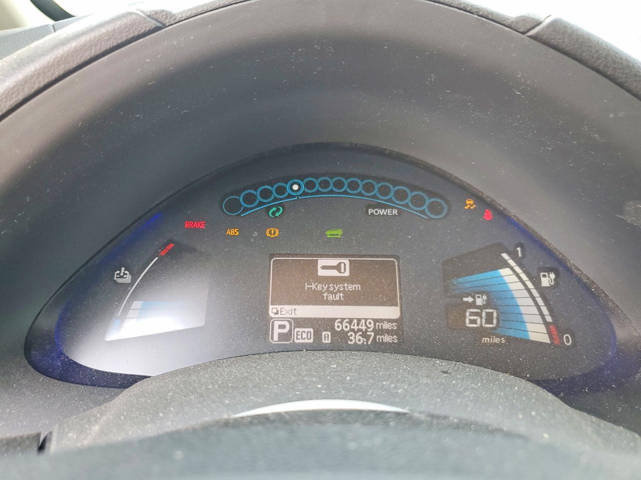 Nissan LEAF S