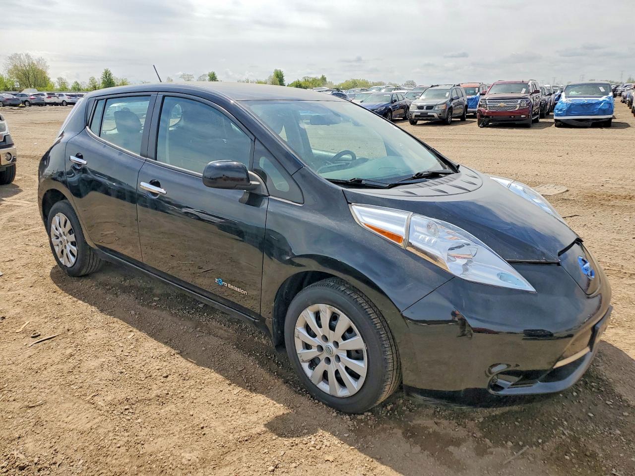 Nissan LEAF S