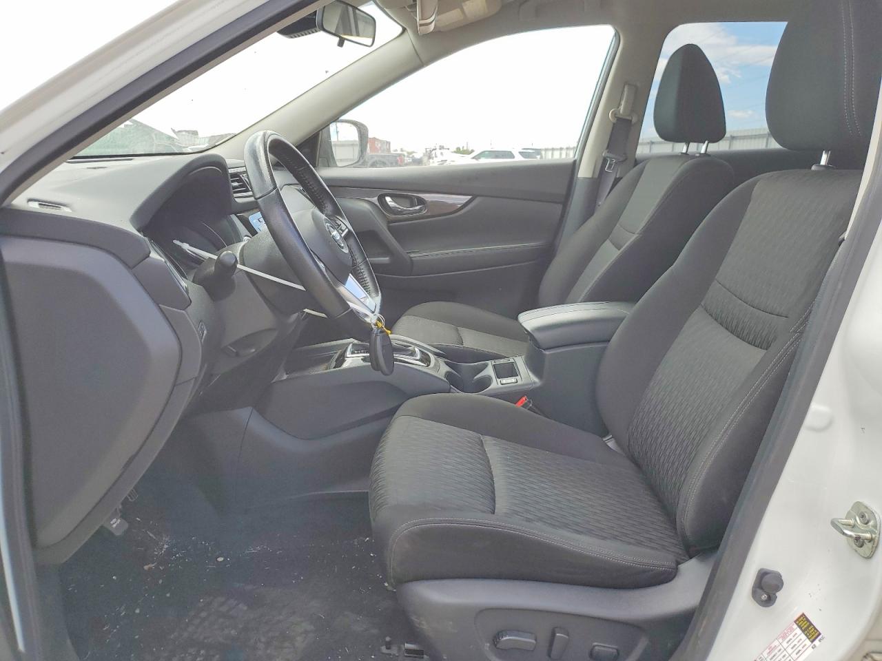 Nissan Rogue Sv