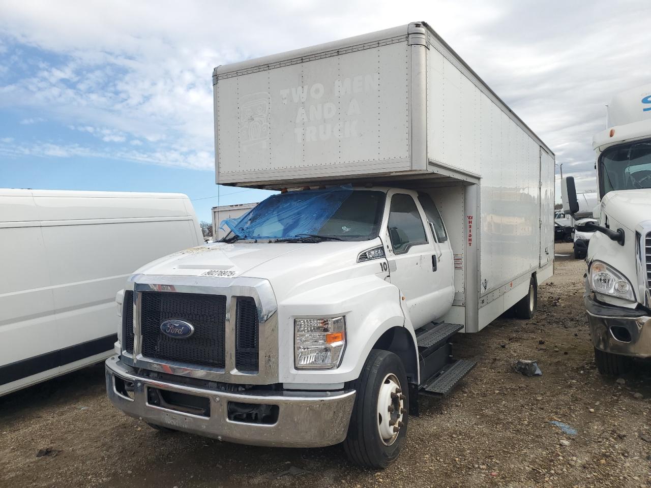 2022 Ford F-650