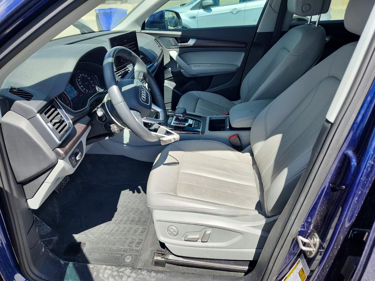 Audi Q5 Premium 45