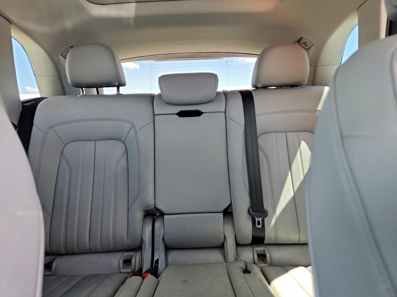 Audi Q5 Premium 45