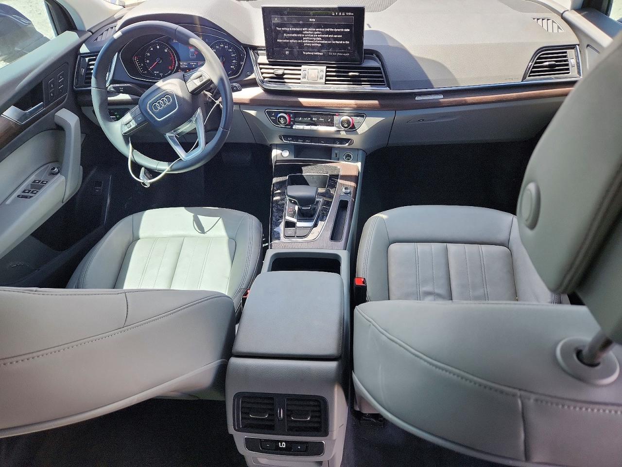Audi Q5 Premium 45