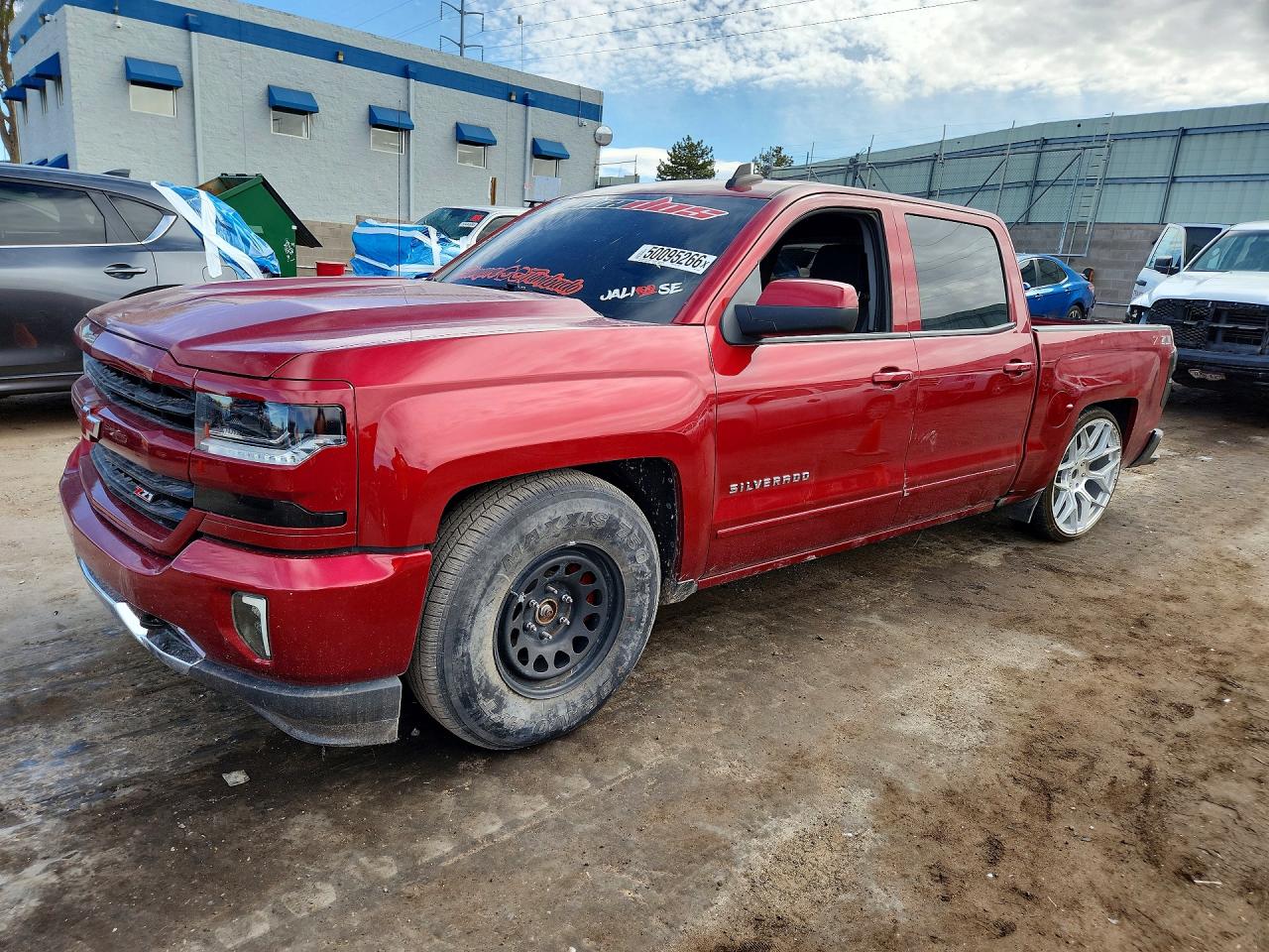 Salvage Chevrolet Silverado Image